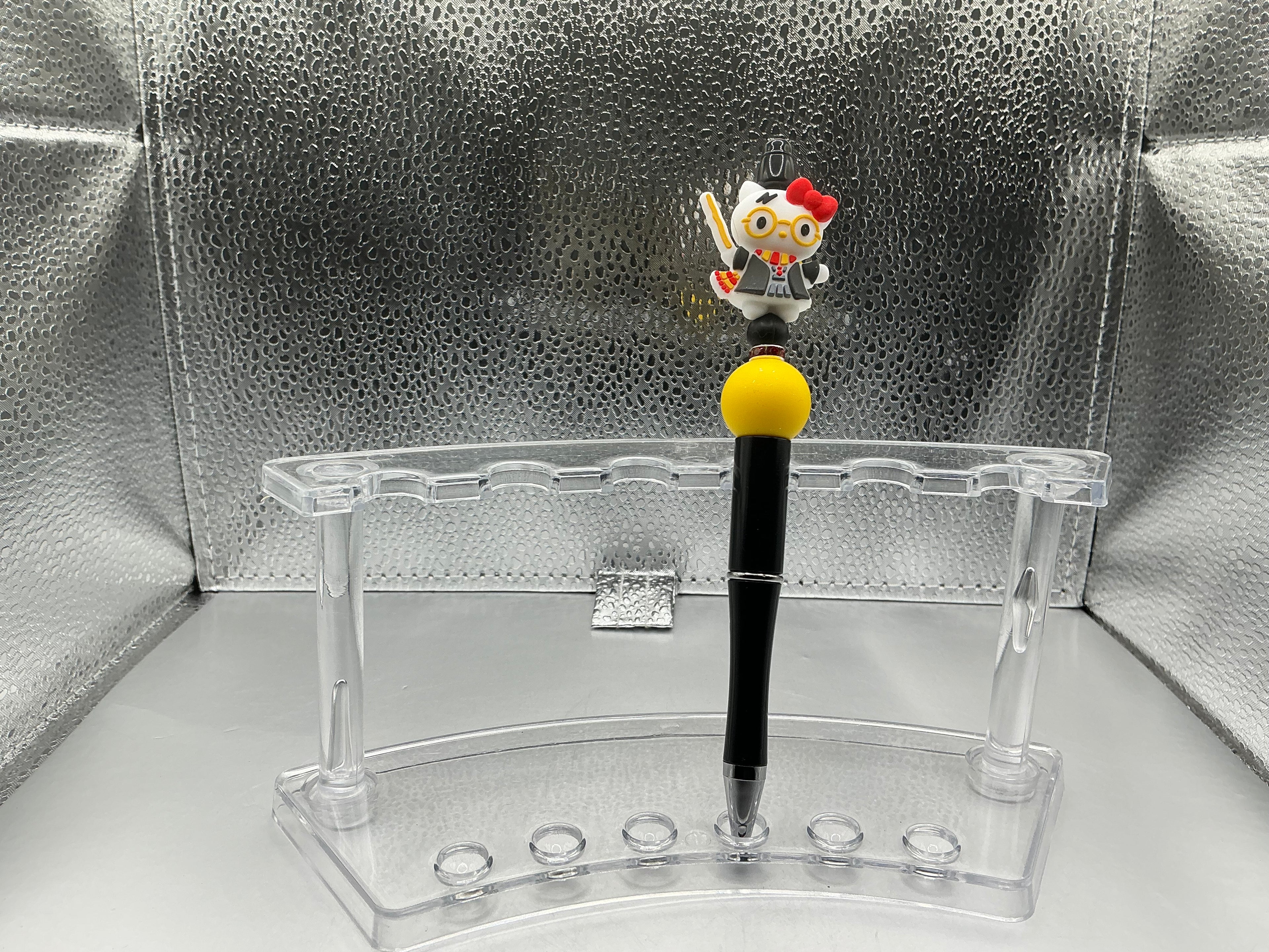 Hello Kitty Harry Potter pen (black ink)