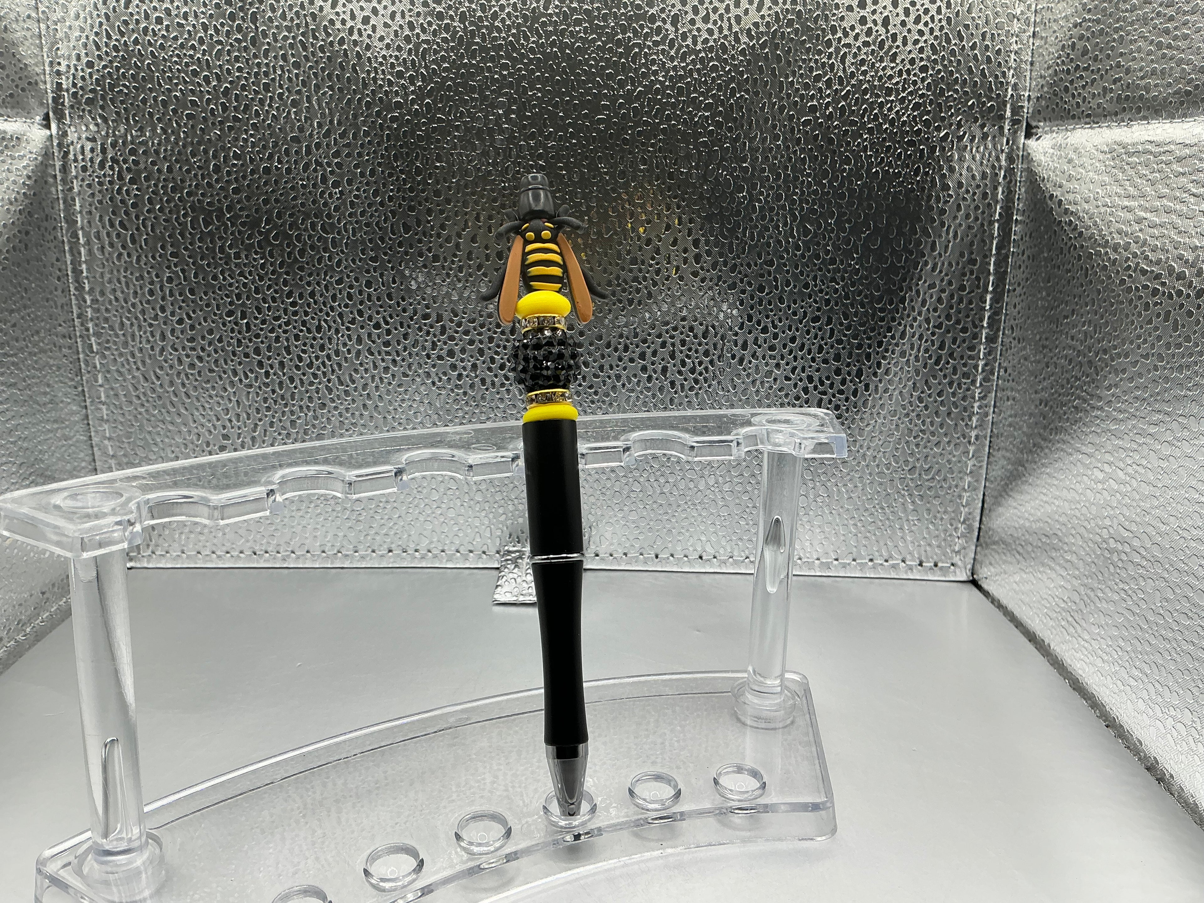 Bee pen (black ink)