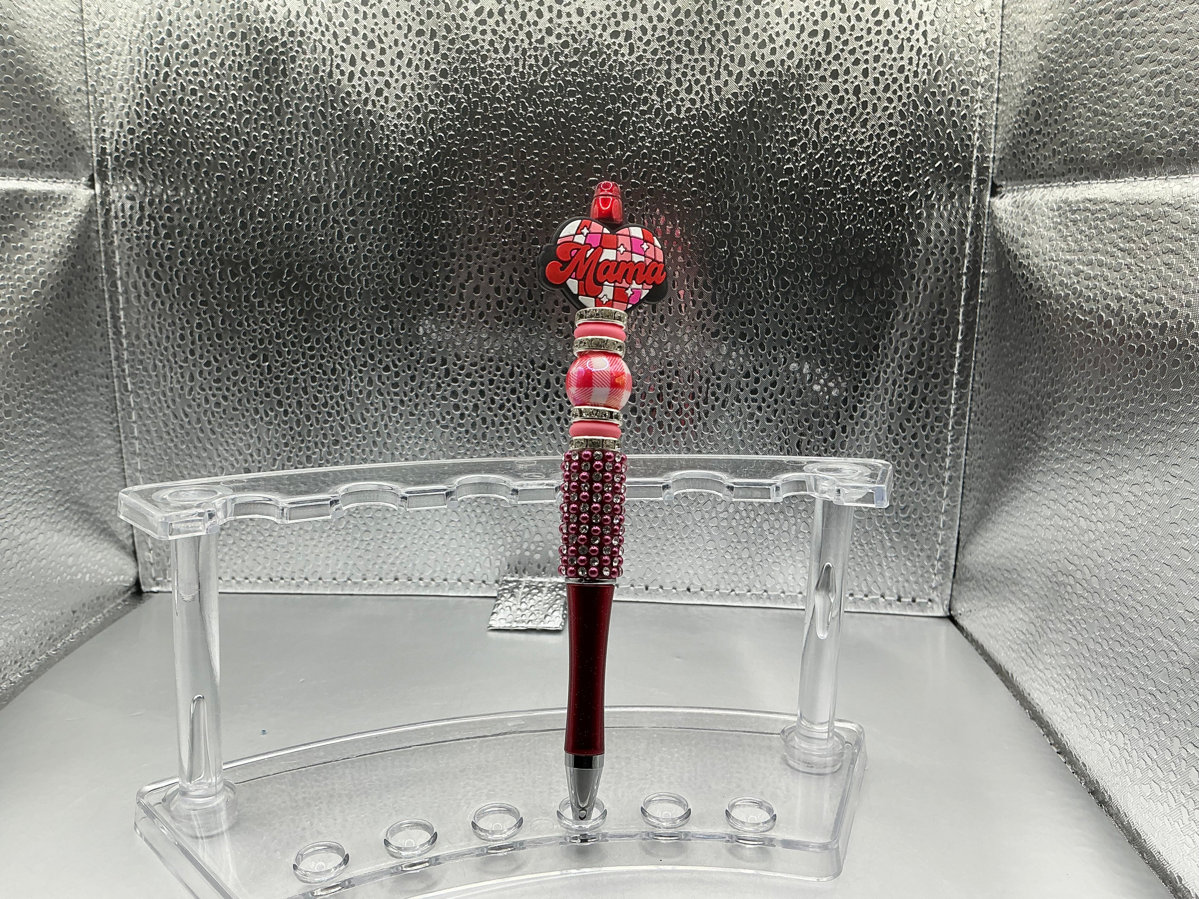 Mama red and pink heart pen (black ink)