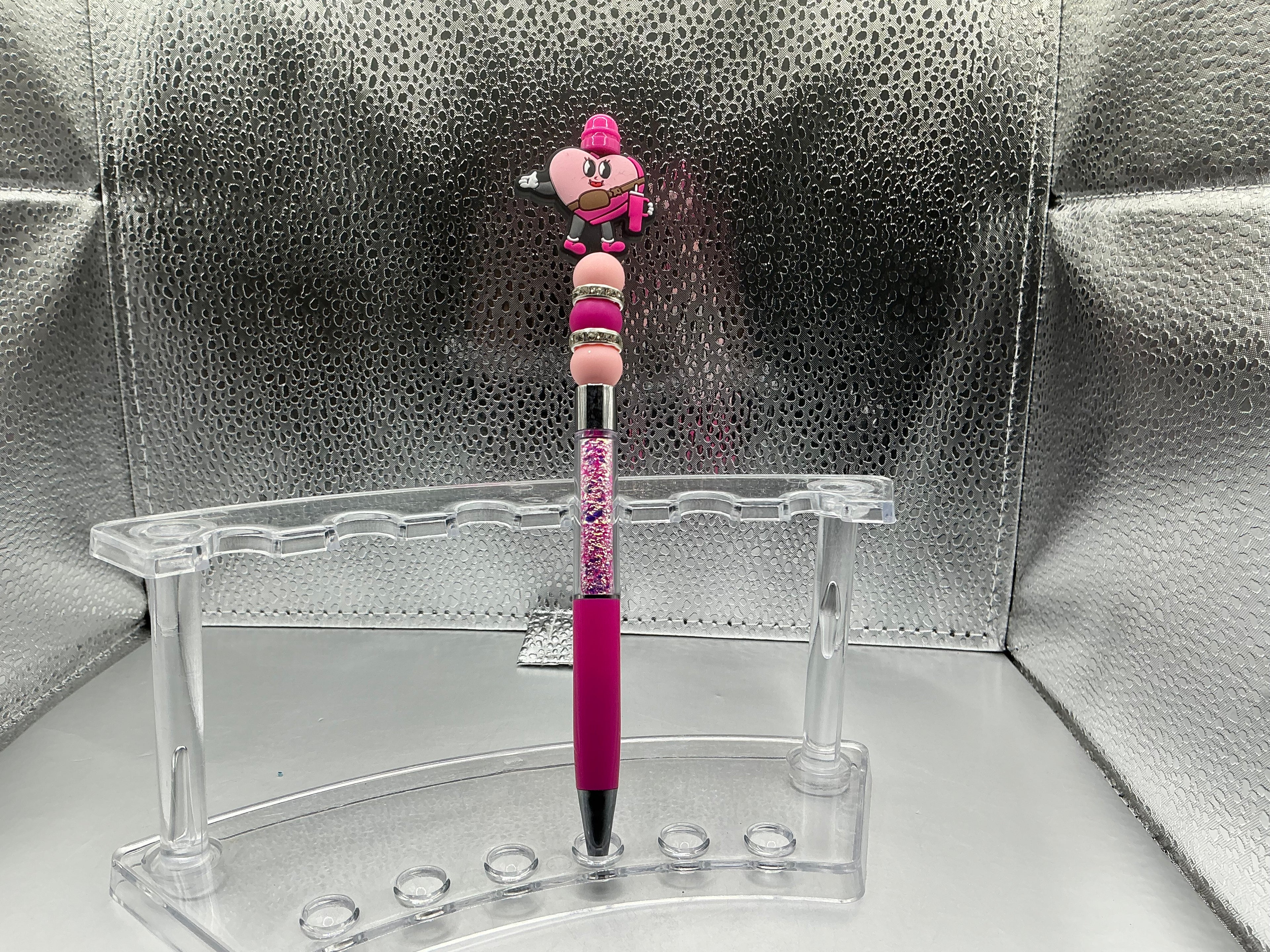Pink heart pen (black ink)