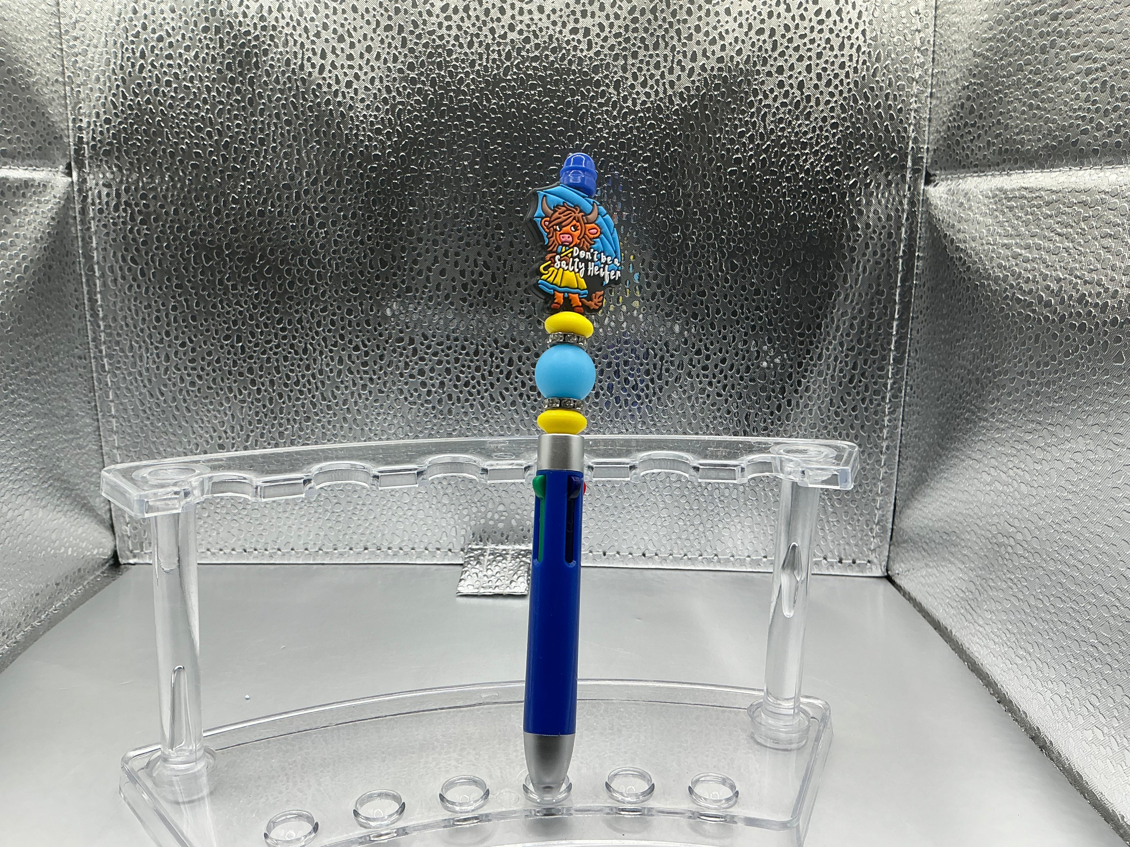 Highland cow pen (multi color ink)