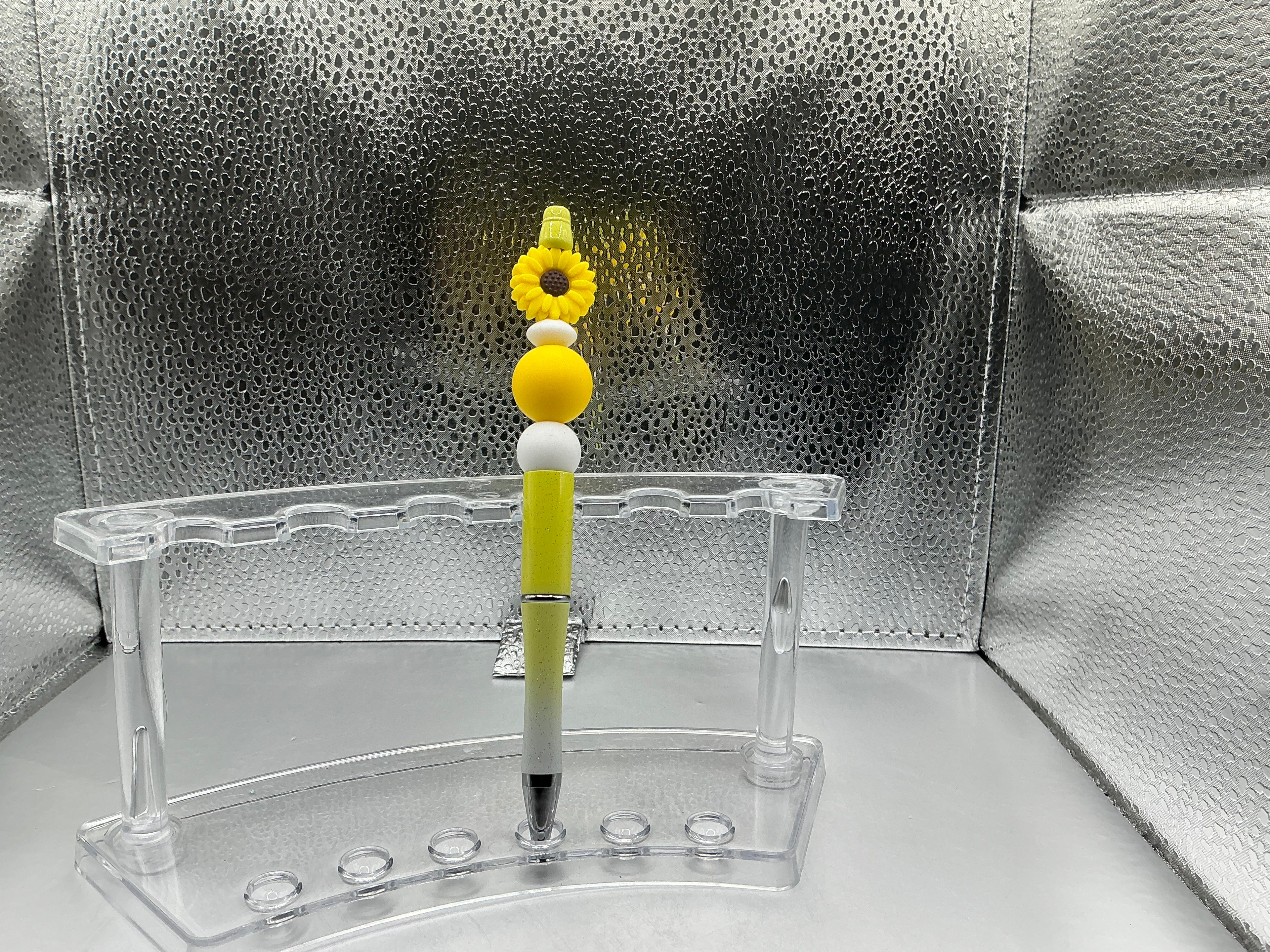 Yellow flower pen (black ink)