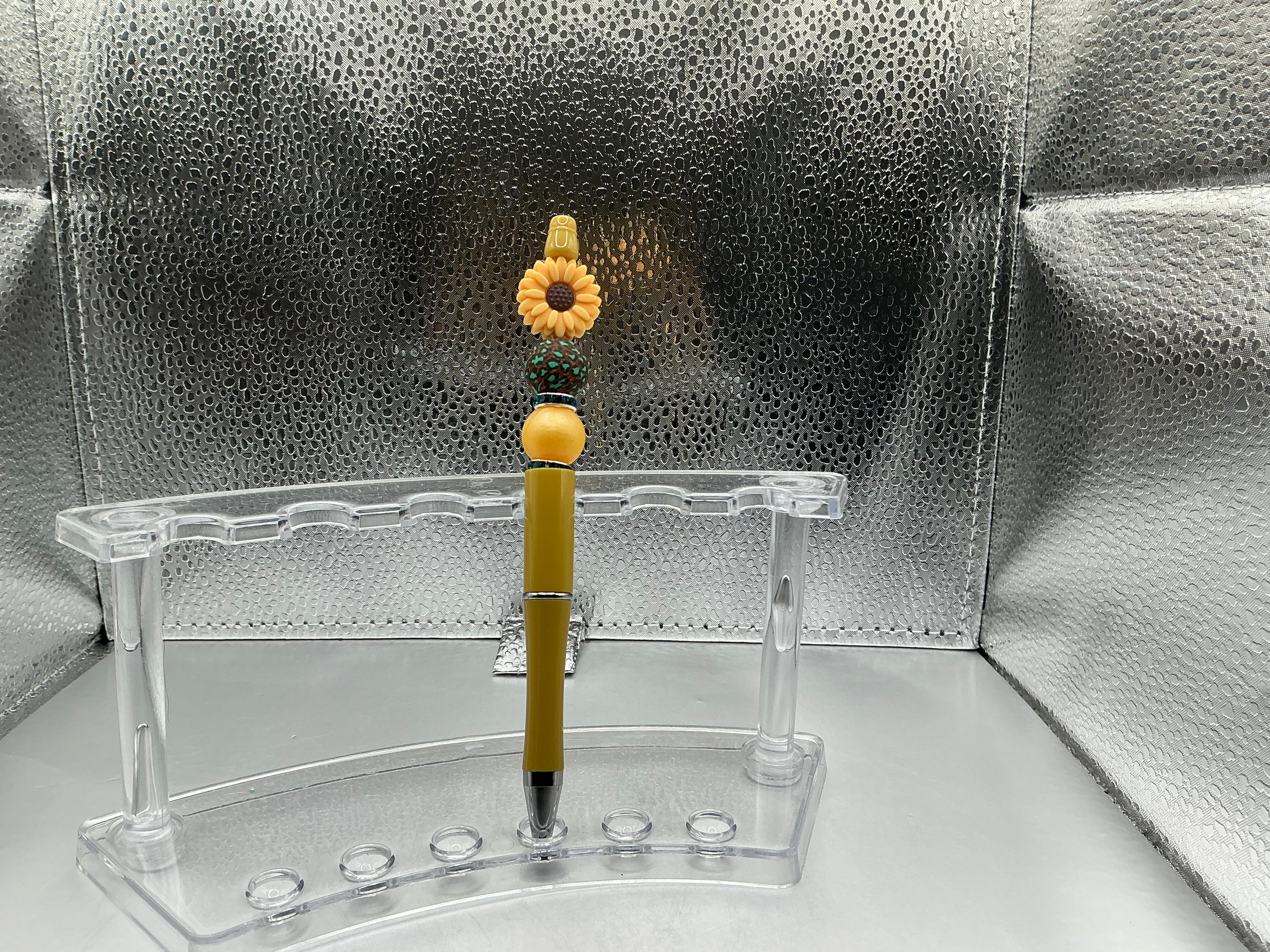Yellow flower pen (black ink)