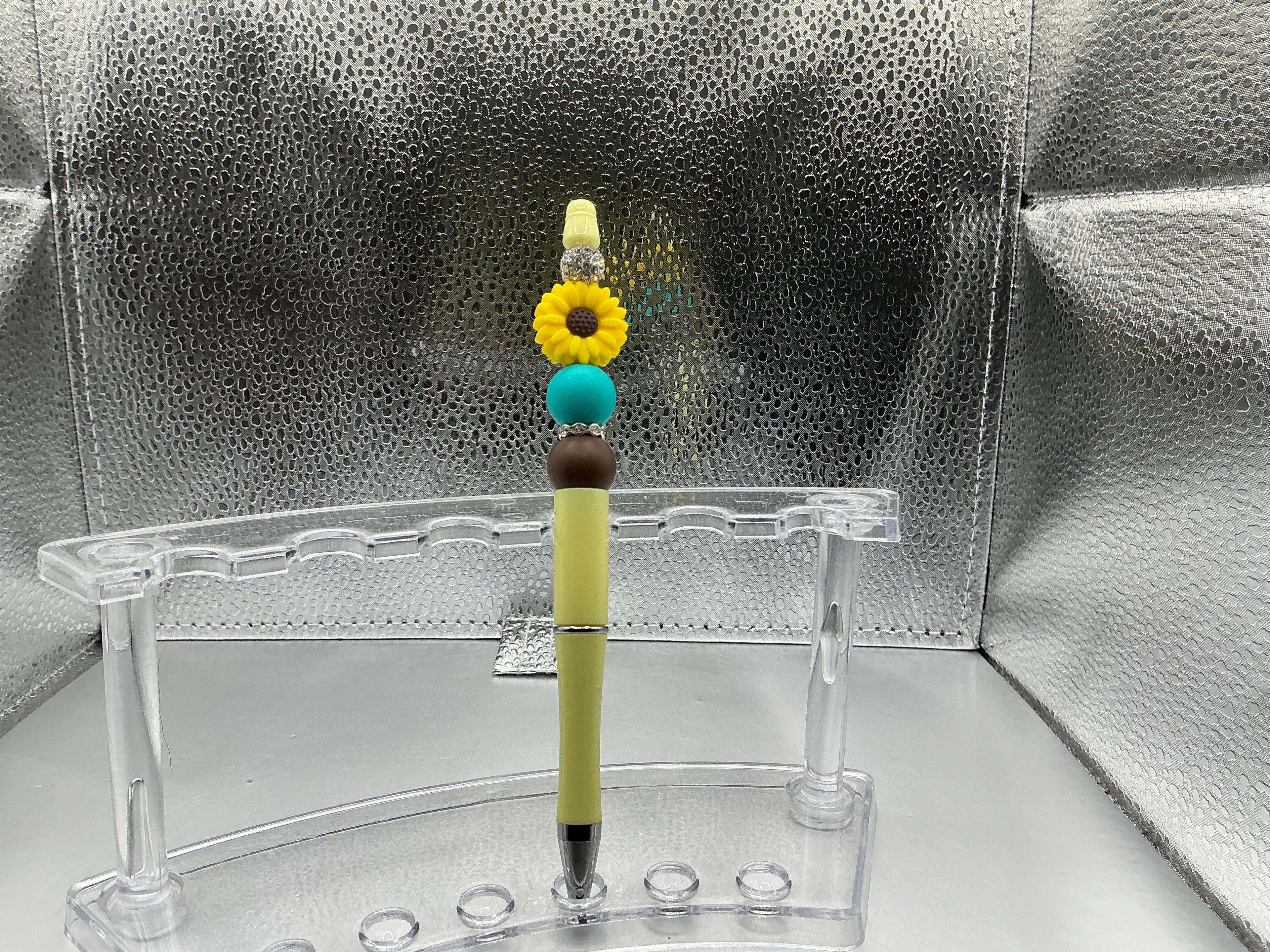 Yellow flower pen (black ink)