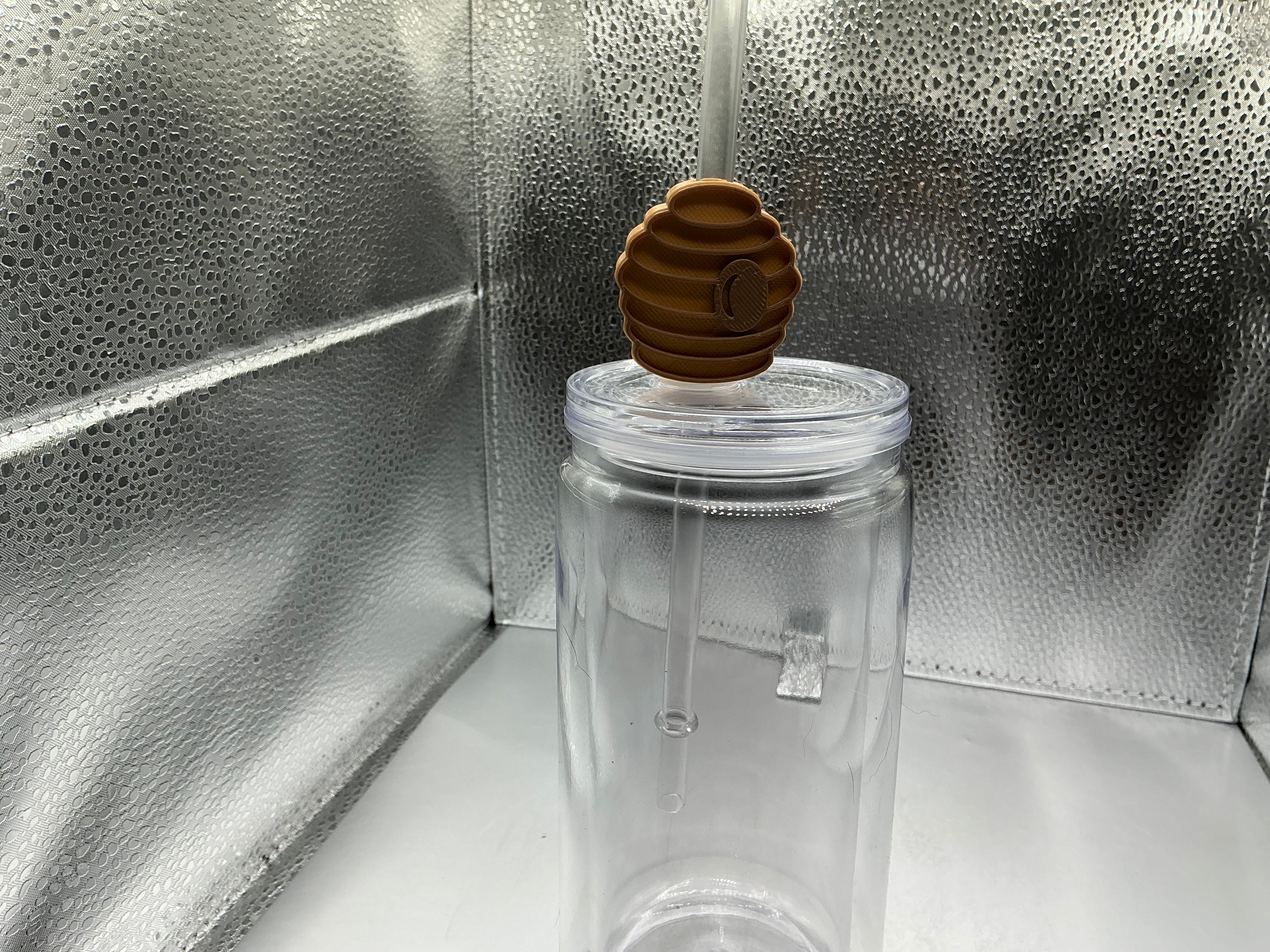 Bee hive straw topper