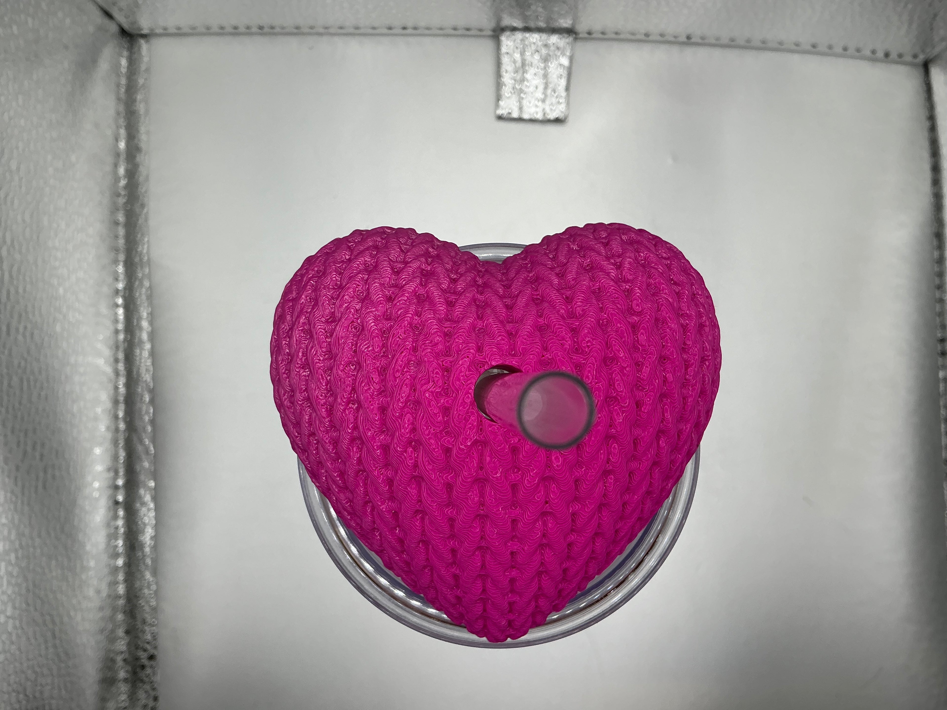 Pink heart lid topper