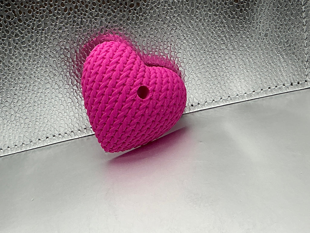Pink heart lid topper